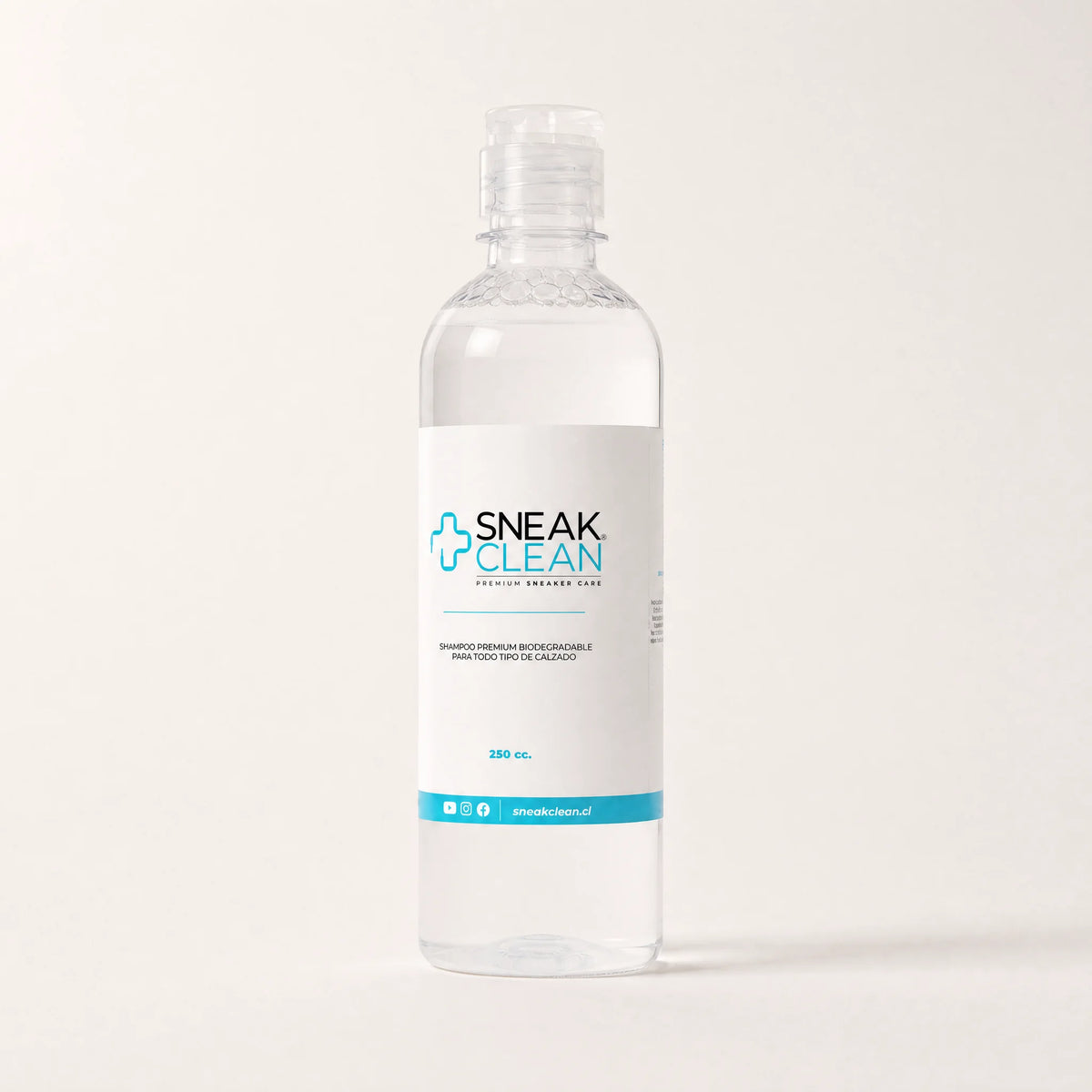 Shampoo biodegradable SneakClean 250cc para zapatillas